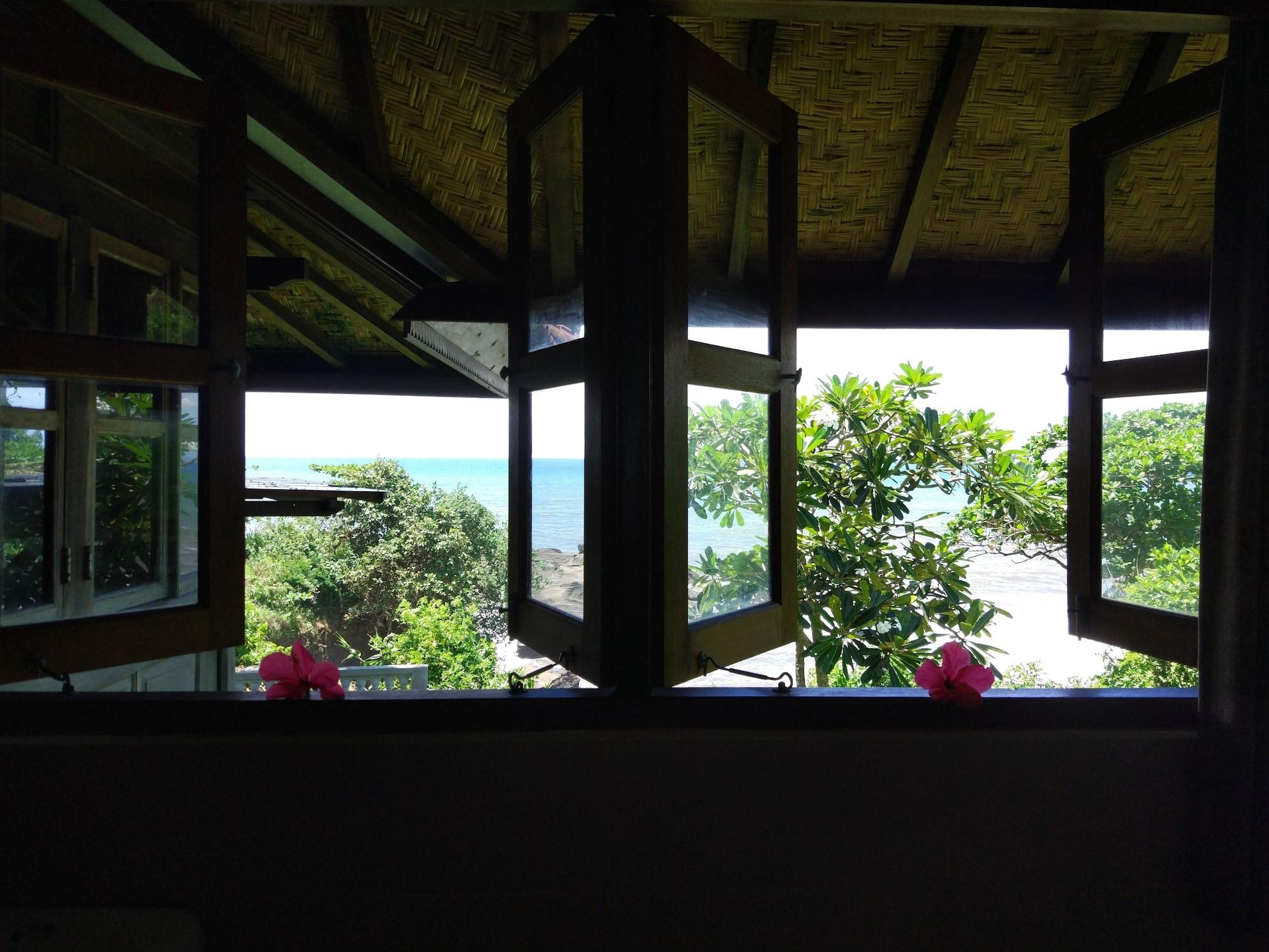 Gajah Mina Beach Resort Selemadeg  Exterior foto